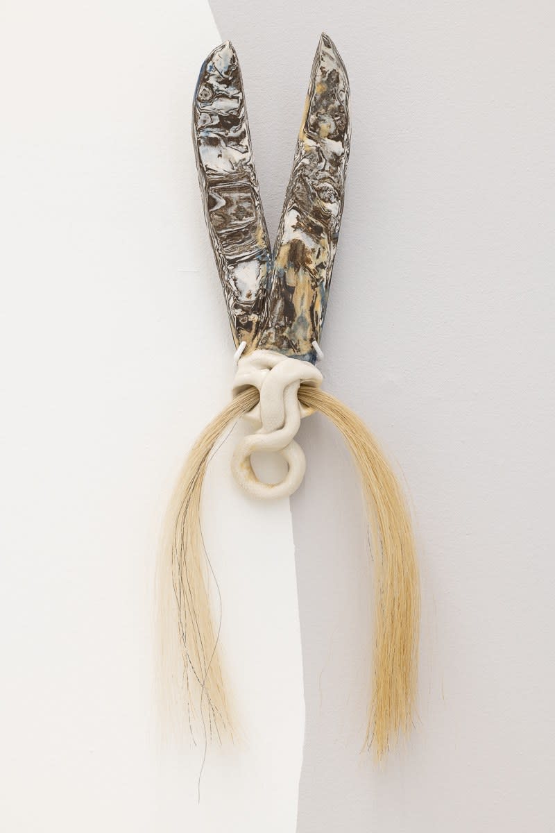 Scissors, Roman IV